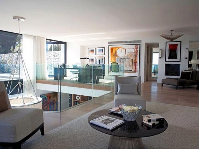 別墅設(shè)計的全景塞浦路斯海岸別墅