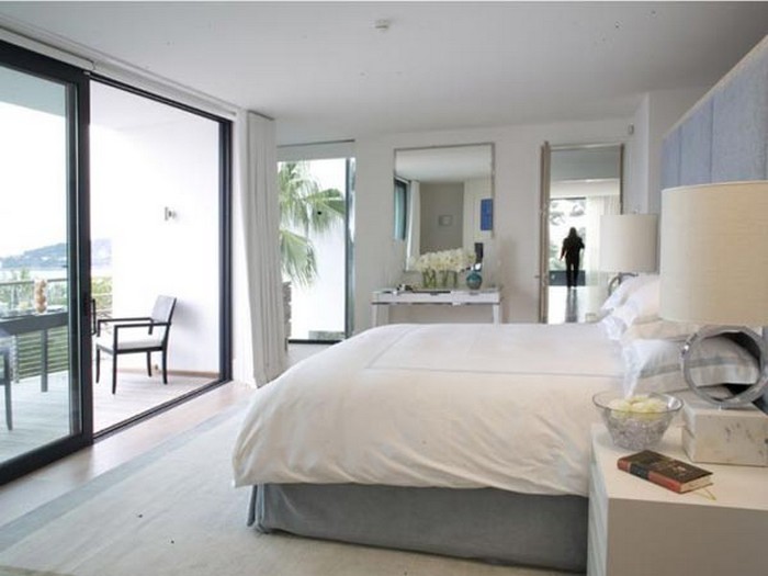 別墅設(shè)計的全景塞浦路斯海岸別墅