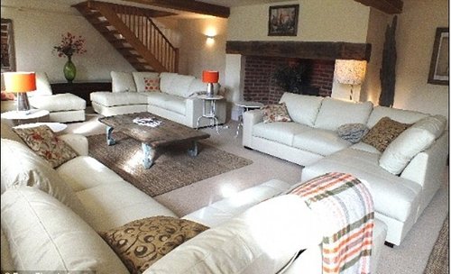 皮特朱莉豪宅內(nèi)部曝光 造價千萬堪比大型會所