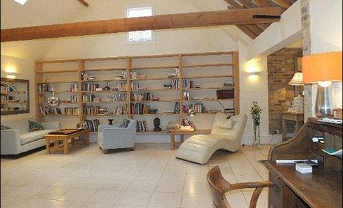 皮特朱莉豪宅內(nèi)部曝光 造價千萬堪比大型會所